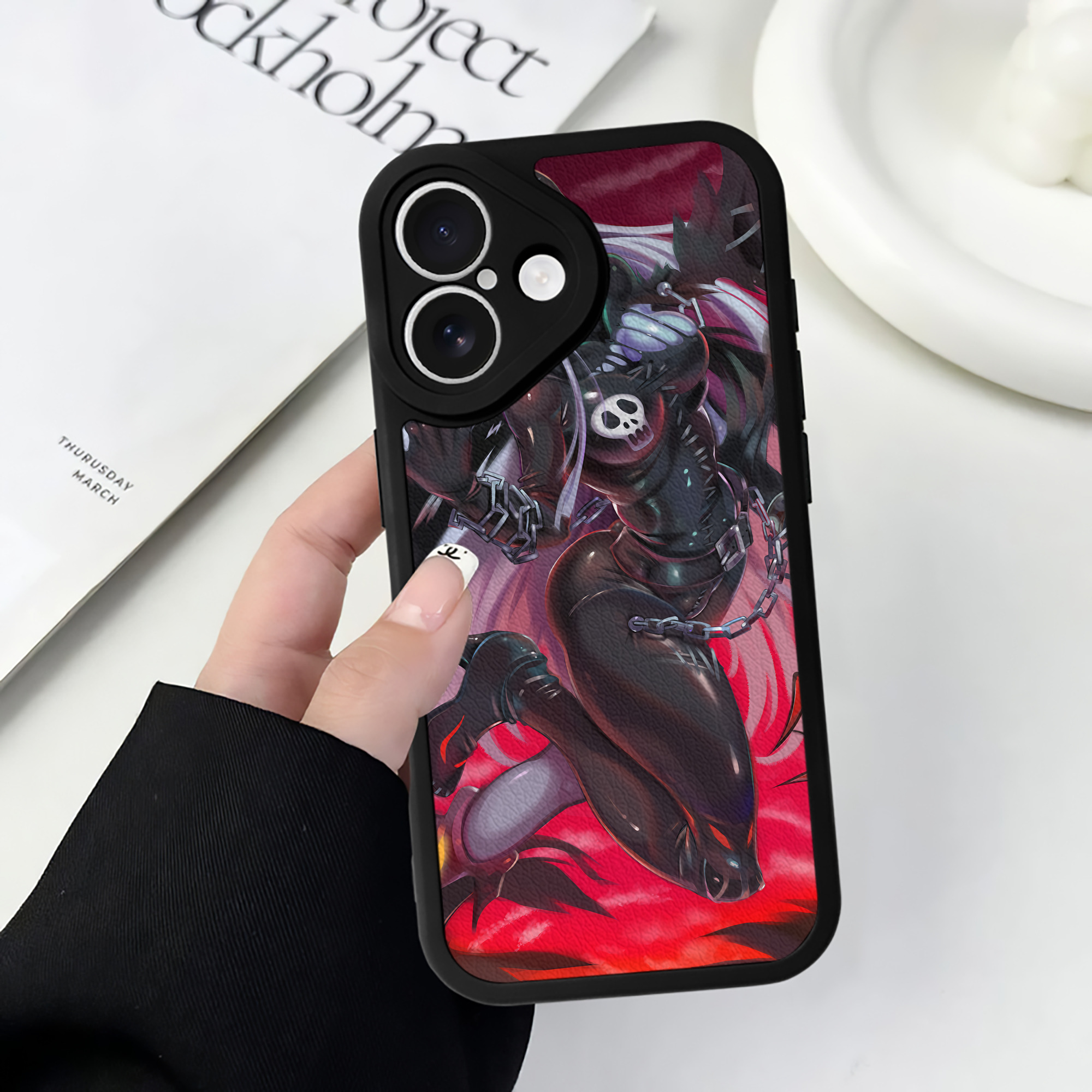 （画像用） Digimon デジタルモンスター/デジモン 【iPhone 16シリーズ対応】シリコンスマホケース（レザー調） 材質：シリコン